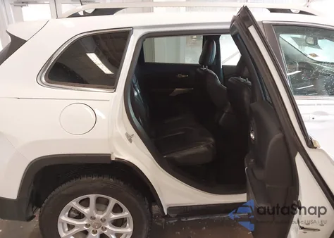 2018 Jeep Cherokee Latitude Plus 4X4 z USA, uszkodzony, nr VIN 1C4PJMLX9JD549332